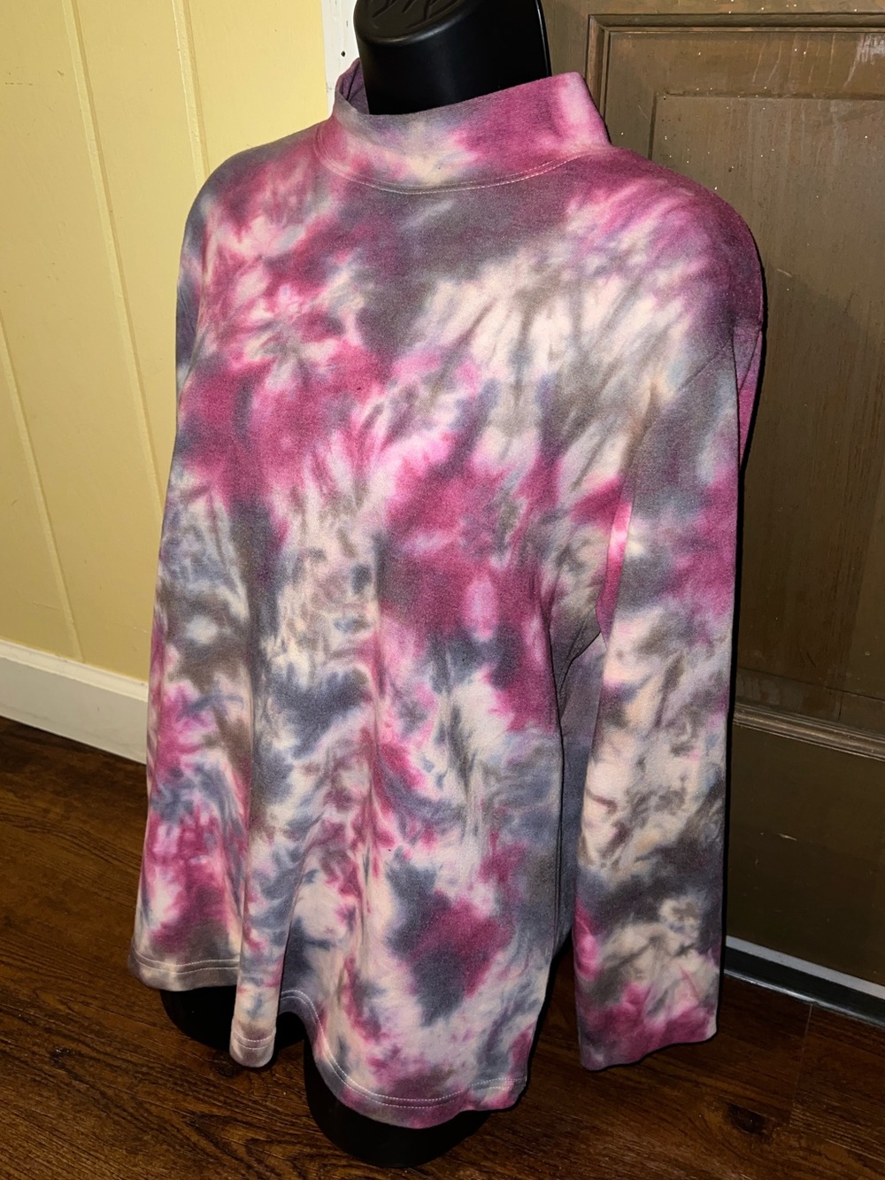 Ultra Soft Pink Tie Dye Gray Abstract Cozy Mock Neck Pullover Retro 90’s Size L - Picture 6 of 10